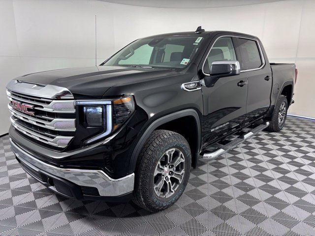 New 2026 Onyx Black GMC SLE image 3