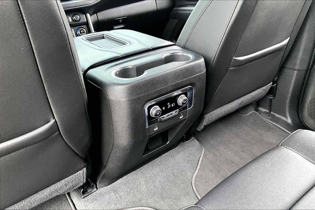 Used 2021 Black Chevrolet Z71 image 25