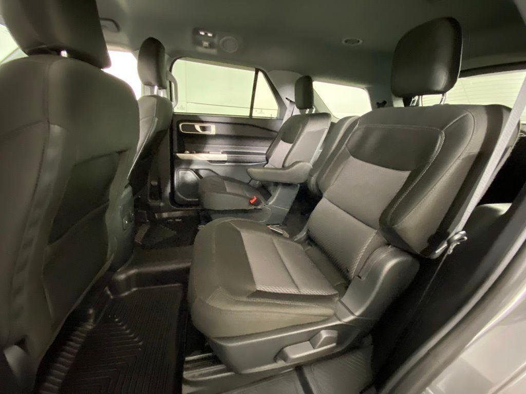 Used 2023 Gray Metallic Ford XLT image 19