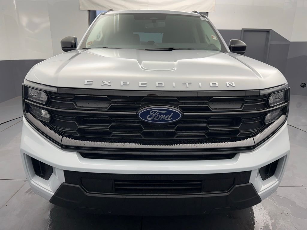New 2025 Space Silver Metallic Ford Active image 9