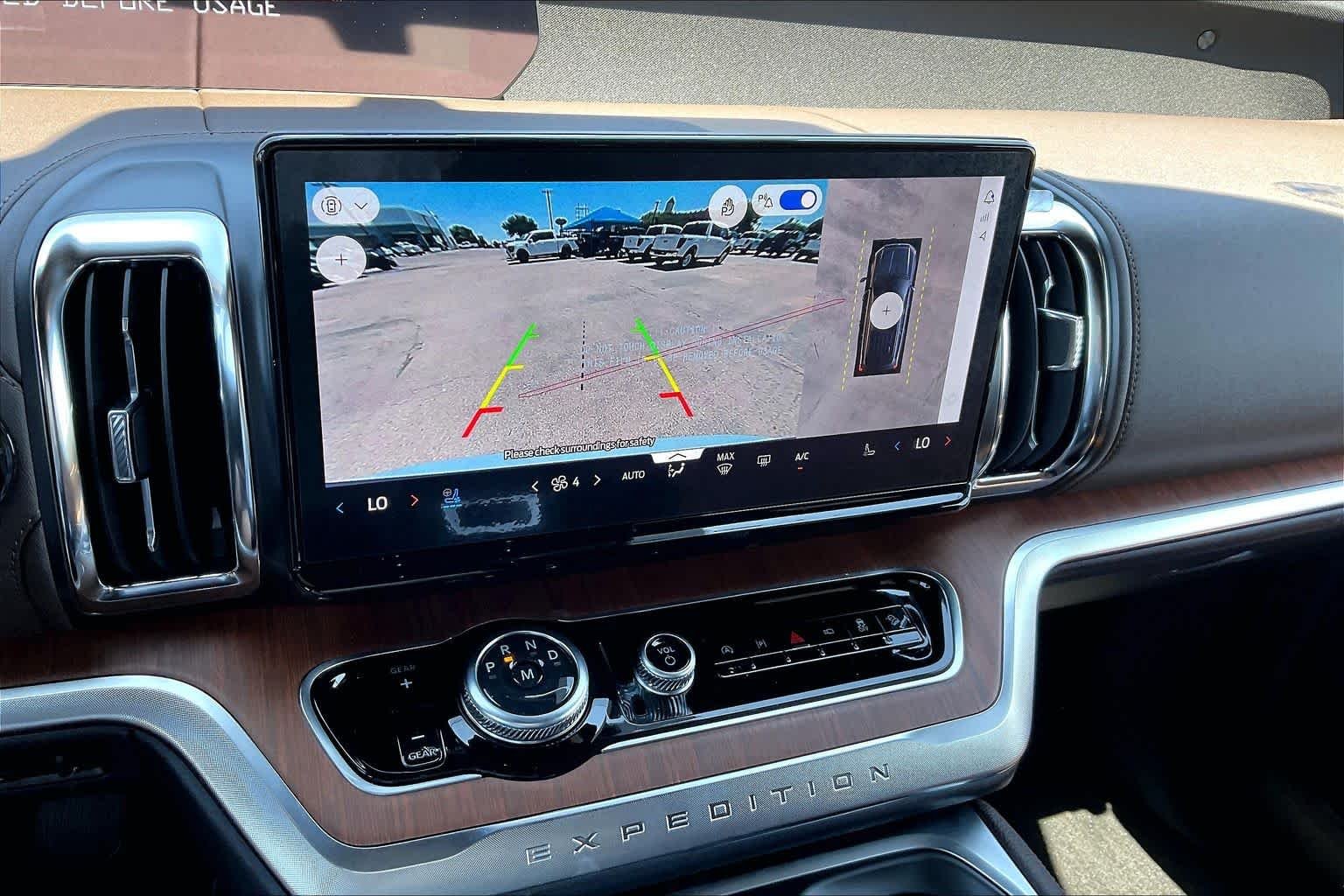New 2026 Glacier Gray Metallic Tri-Coat Ford MAX King Ranch® image 18