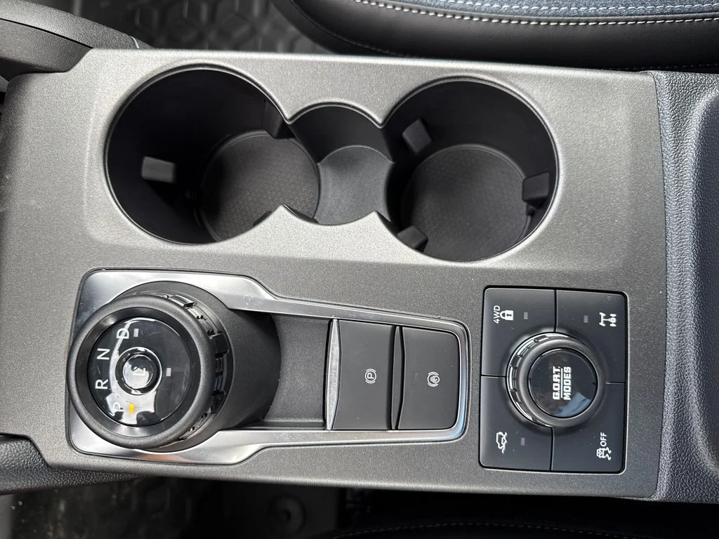New 2025 Gray Ford Outer Banks image 33