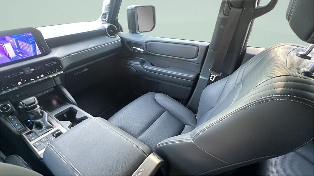 Used 2025 Blue Toyota Base image 13