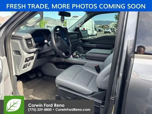 Used 2025 Gray Metallic Ford Flash image 9