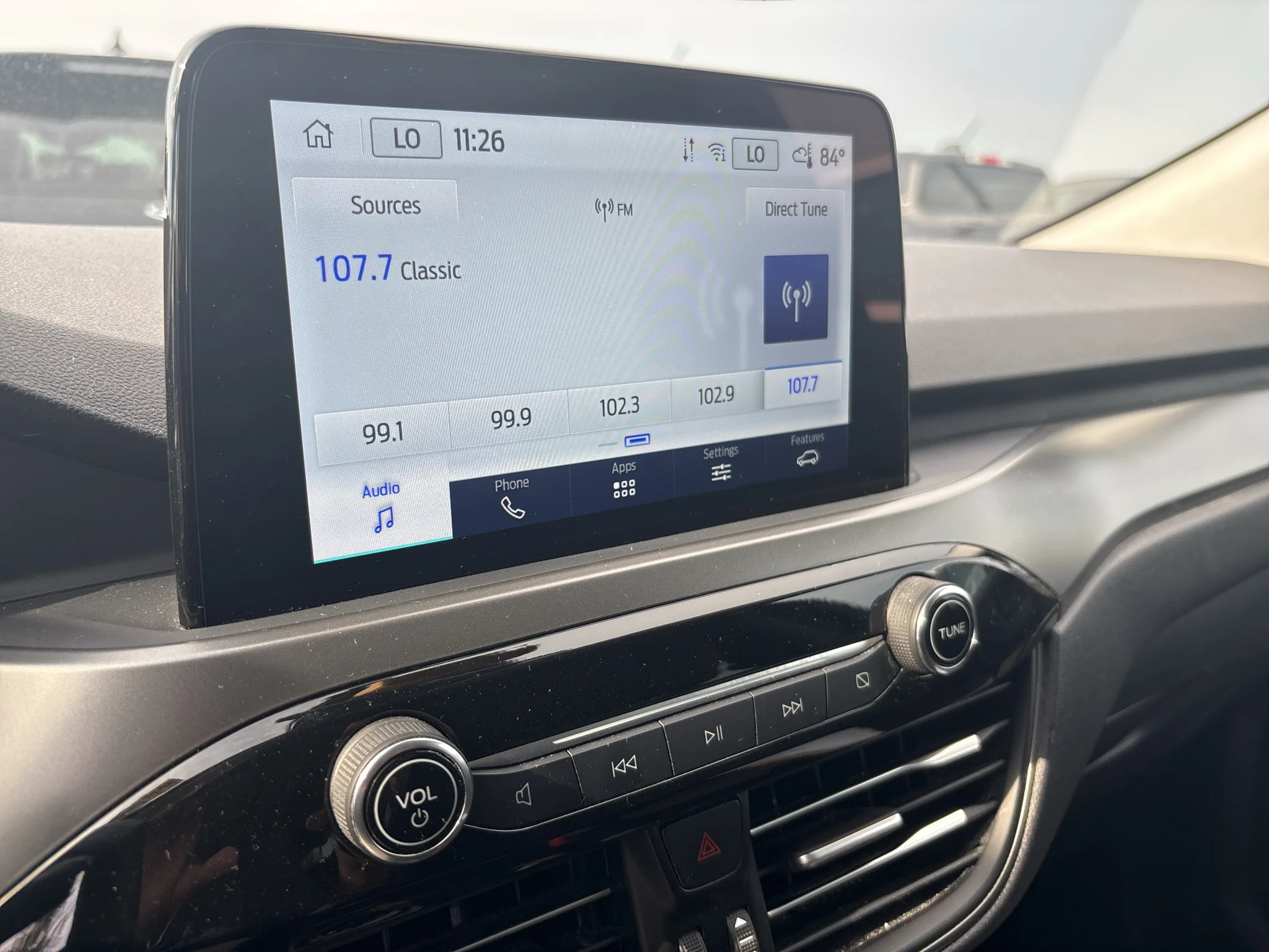 Used 2025 Oxford White Ford Active image 4