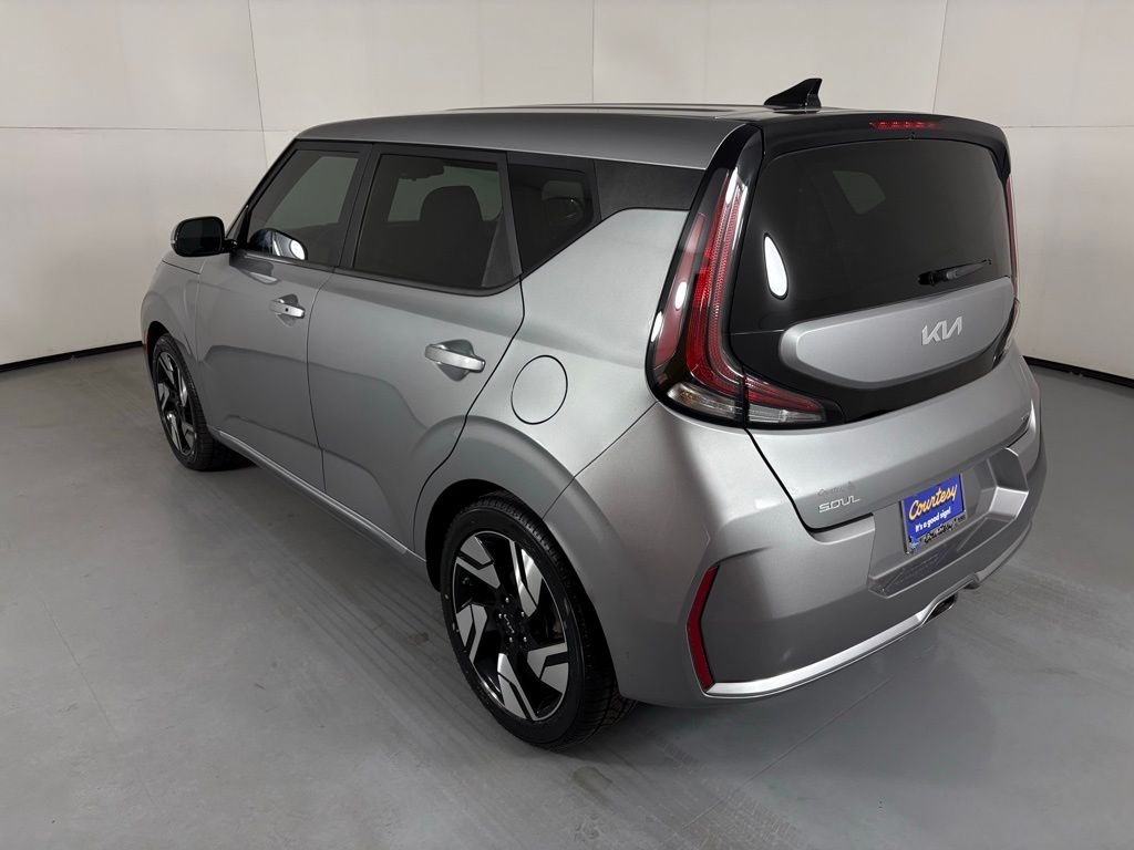 Used 2023 Gray Kia GT-Line image 6