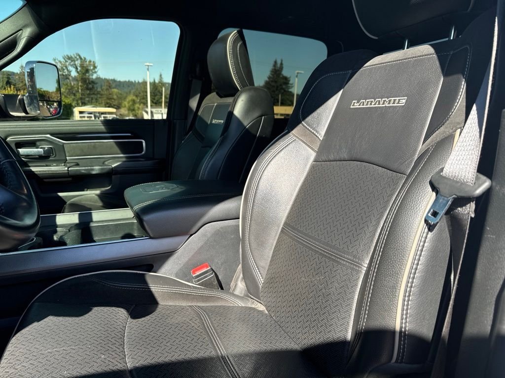 Used 2020 White Ram Laramie image 7
