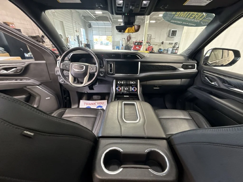 Certified Used 2022 ONYX BLACK GMC Denali image 27