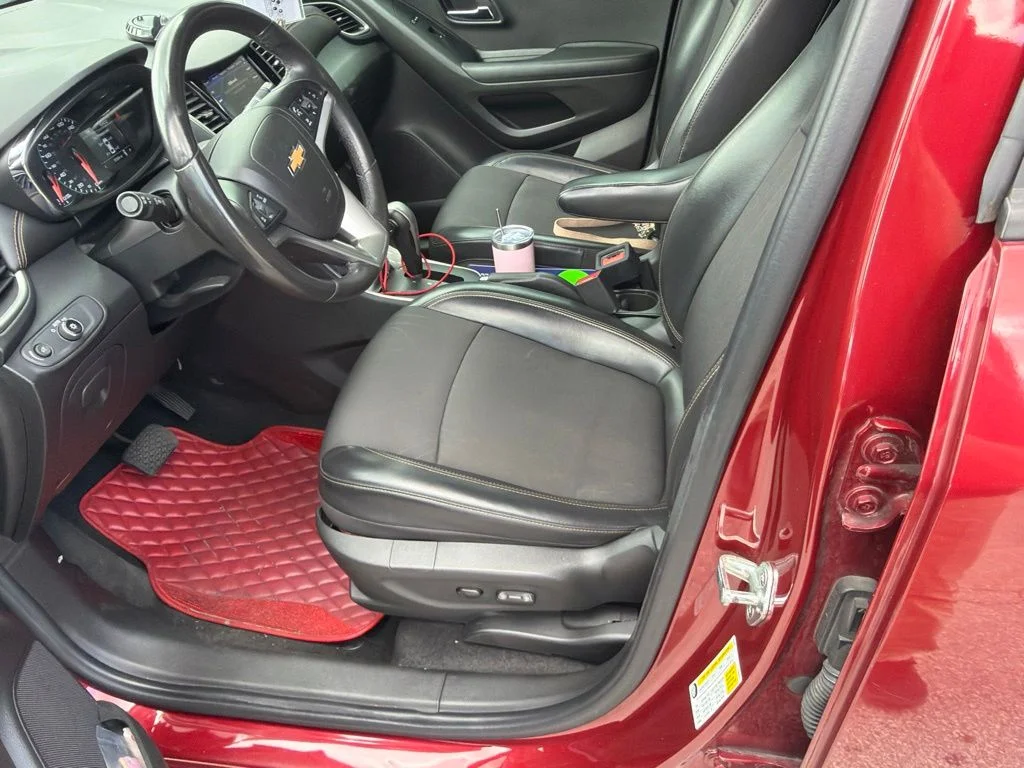 Used 2021 Crimson Metallic Chevrolet LT image 6