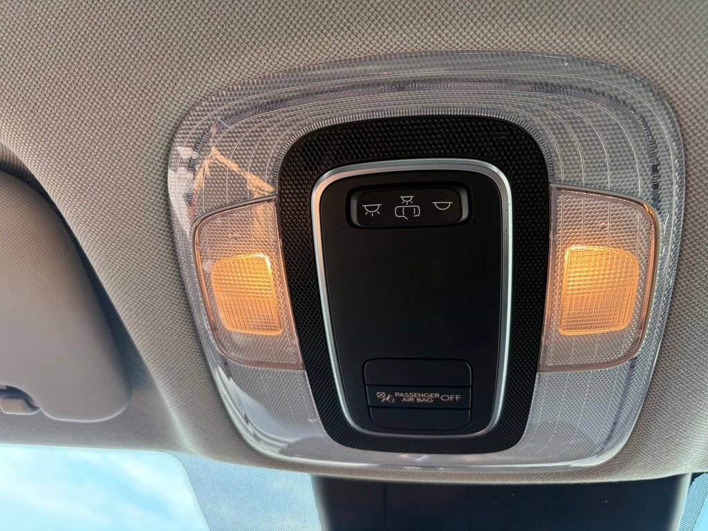 Used 2023 Gray Hyundai SE image 21