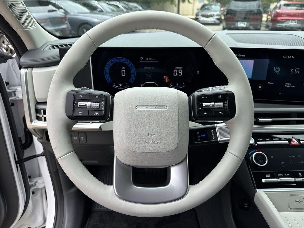 New 2026 White Hyundai SEL FWD image 11