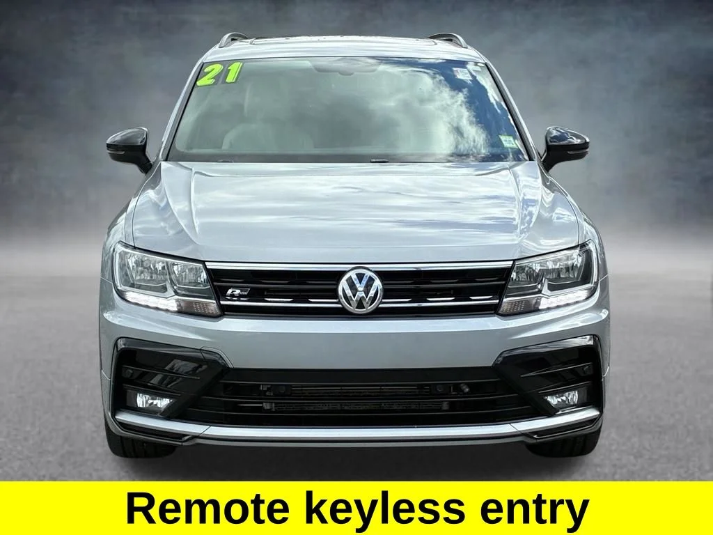 Used 2021 Silver Volkswagen 2.0T SE R-Line Black image 9