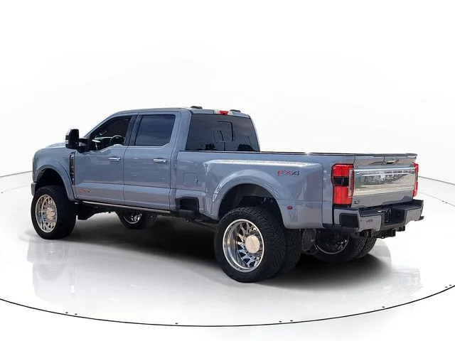 Used 2024 Gray Ford Platinum image 4