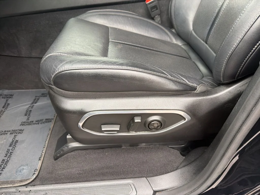Used 2024 Black Jeep Series II image 15