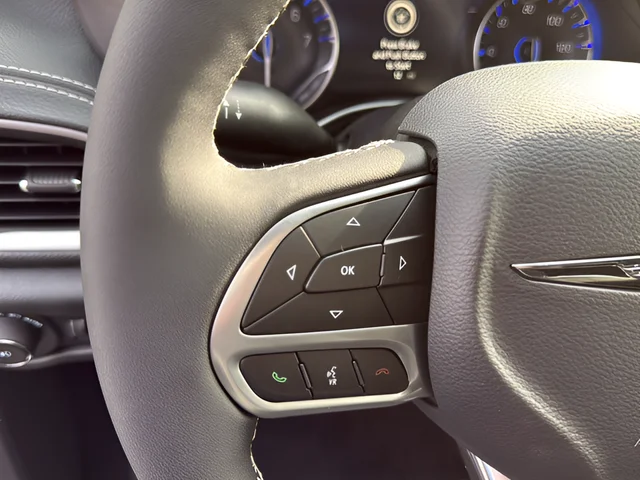 2026 Chrysler Pacifica Select - Photo 9