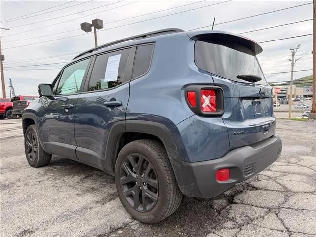 Used 2022 Blue Jeep Altitude image 7