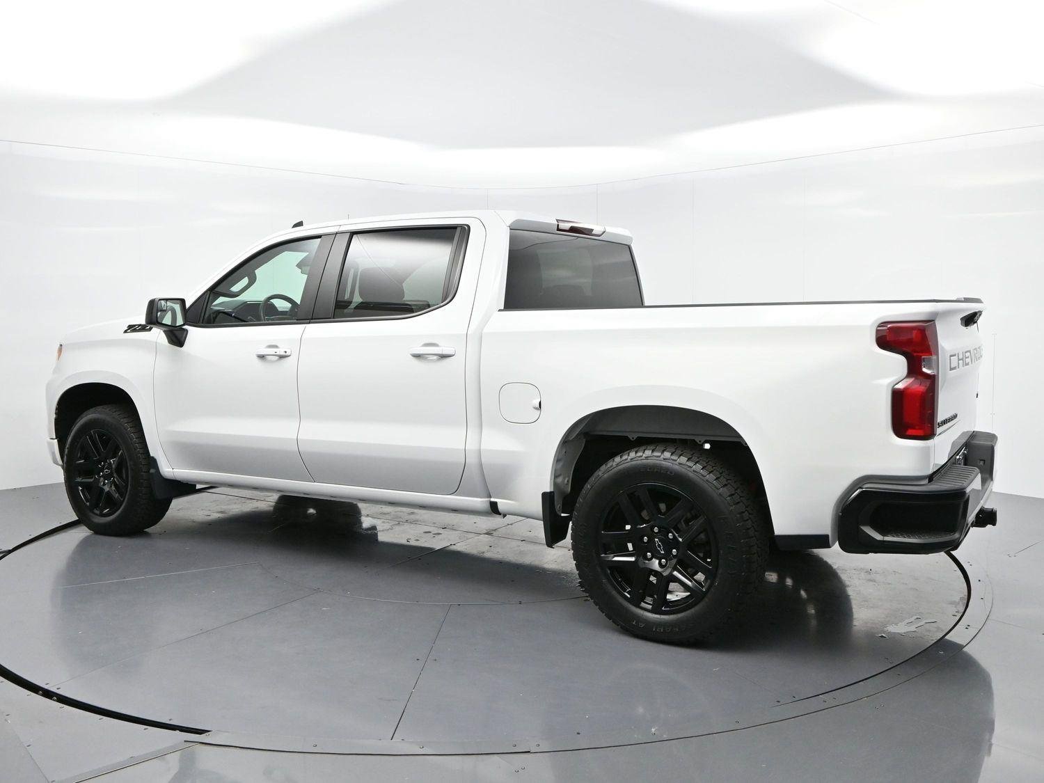 Used 2023 Summit White Chevrolet RST image 5