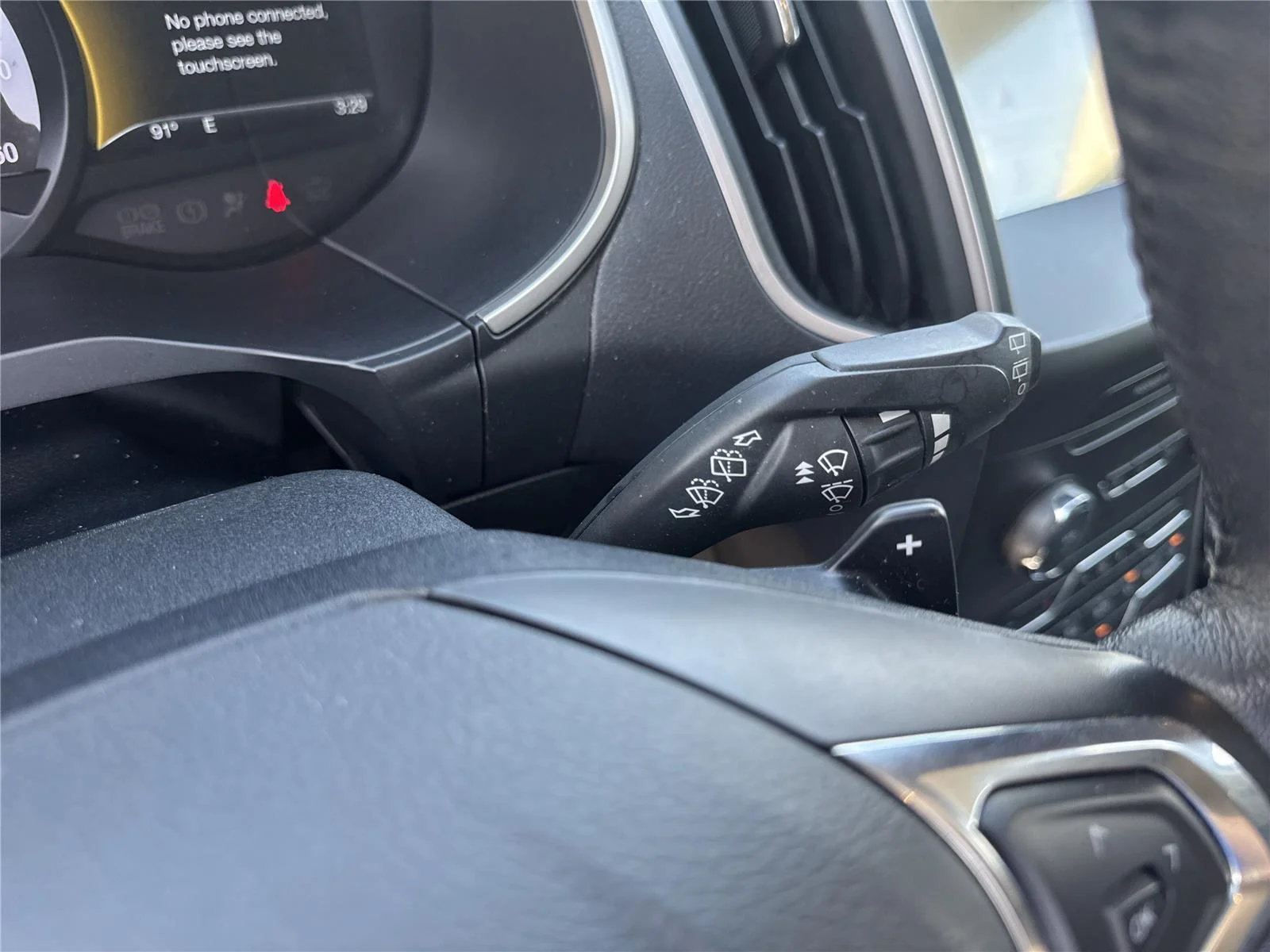 Used 2018 Ingot Silver Ford SEL image 23