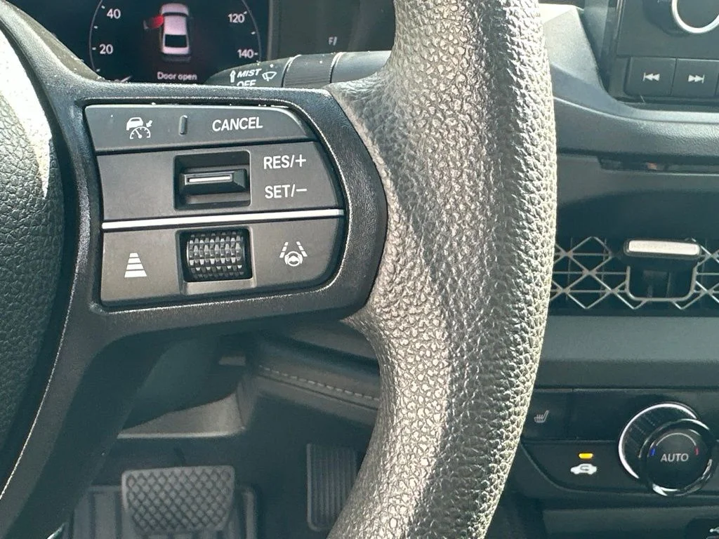 Used 2024  Honda EX image 15