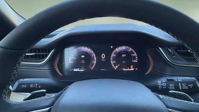 Used 2025 White Jeep Limited image 15