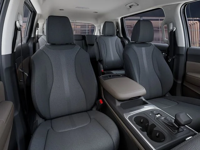 New 2027 Ceramic Silver Kia LX image 16
