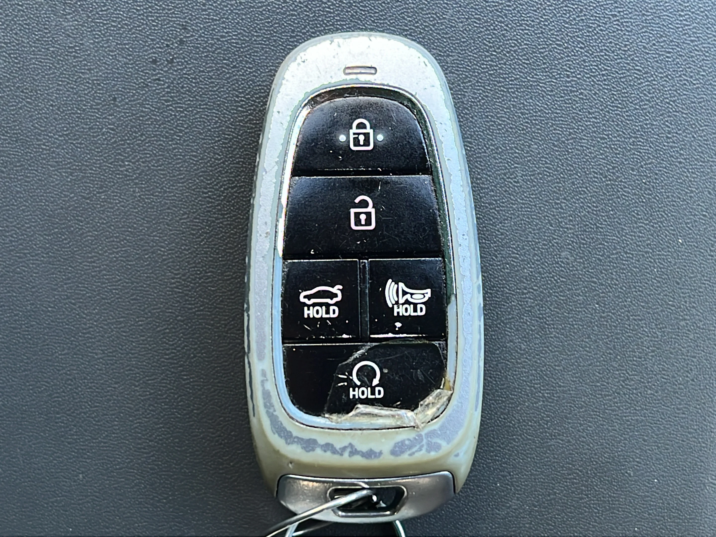 Used 2020 Quartz White Hyundai SEL Plus image 23