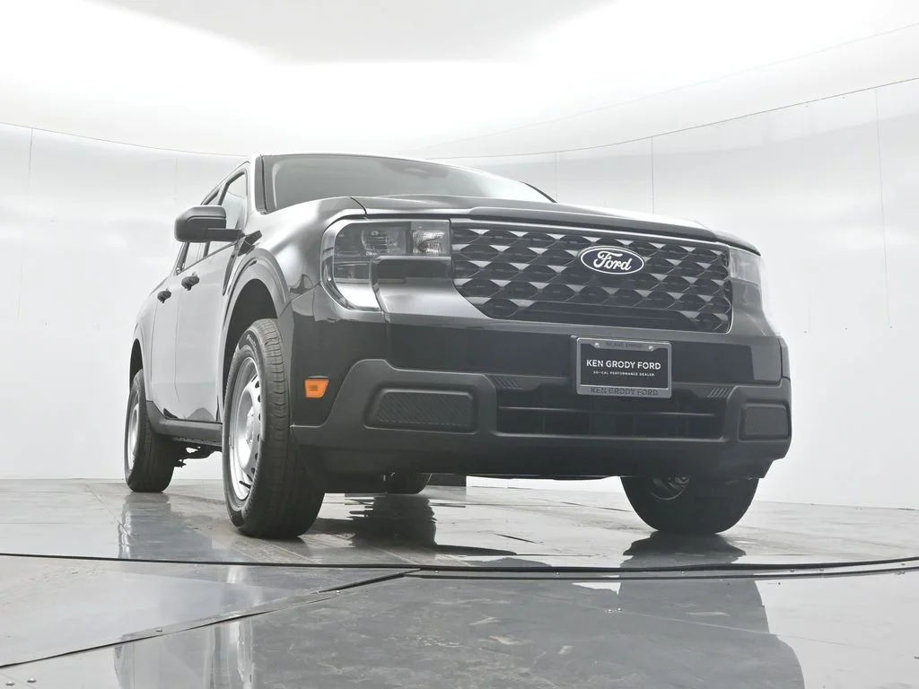 Used 2025 Black Ford XL image 44
