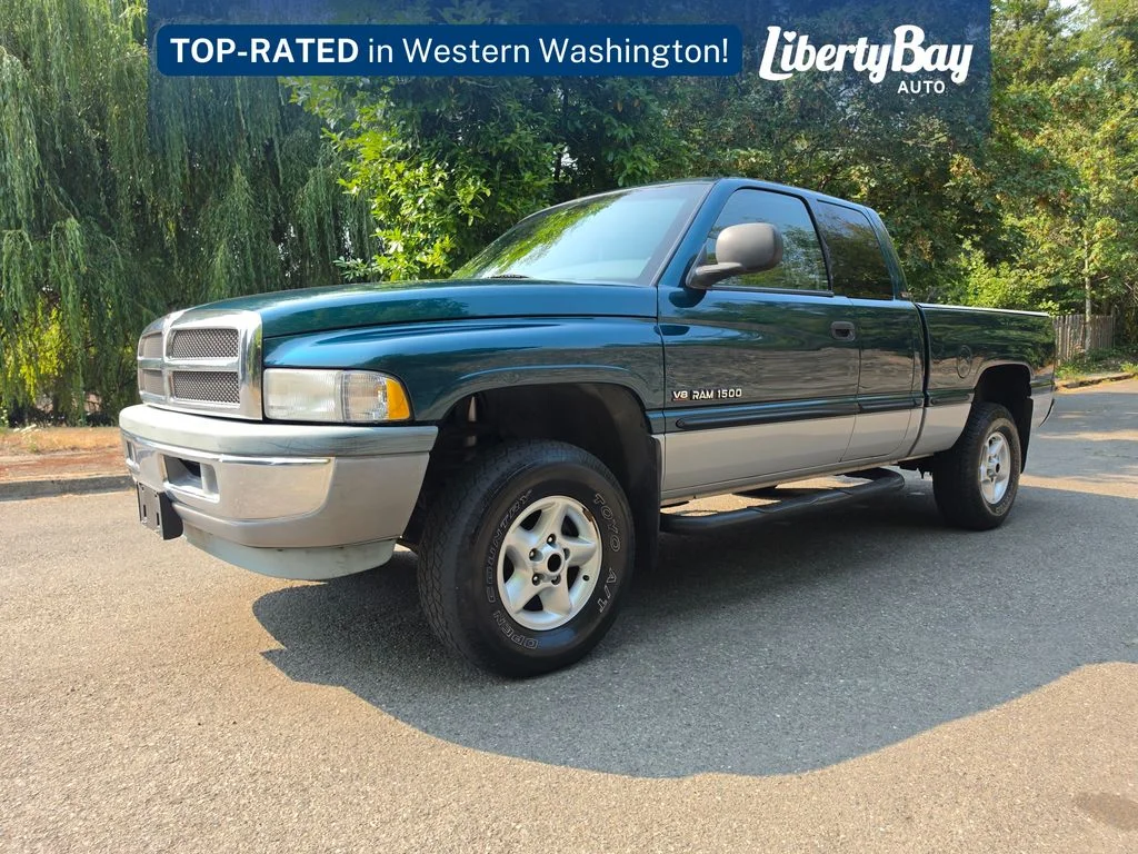 Used 1998 Green Dodge ST image 1