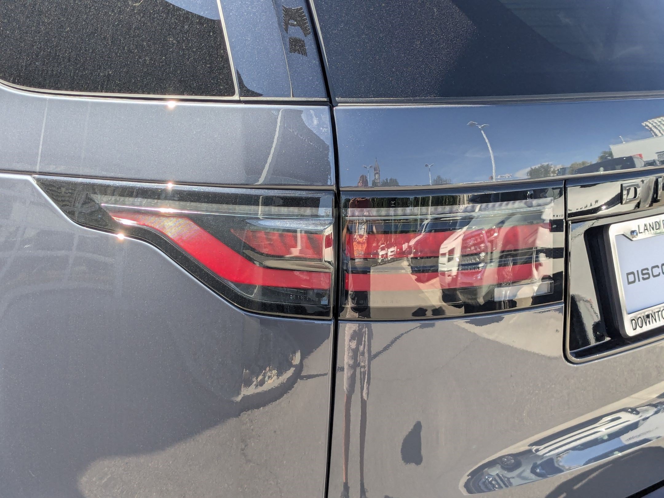 New 2026 Varesine Blue Land Rover Dynamic SE image 11