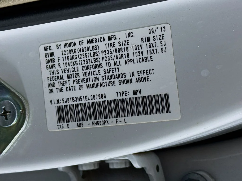 Used 2014 White Diamond Pearl Acura Technology Package image 33