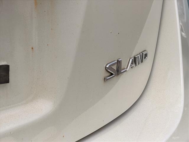 Used 2013 Pearl White Nissan SL image 9