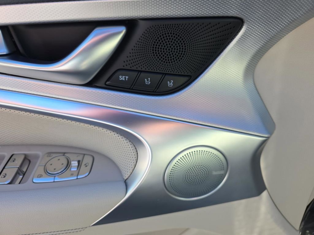 2026 GENESIS G70 Prestige - Photo 9