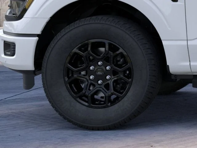 New 2026 Oxford White Ford XLT image 23