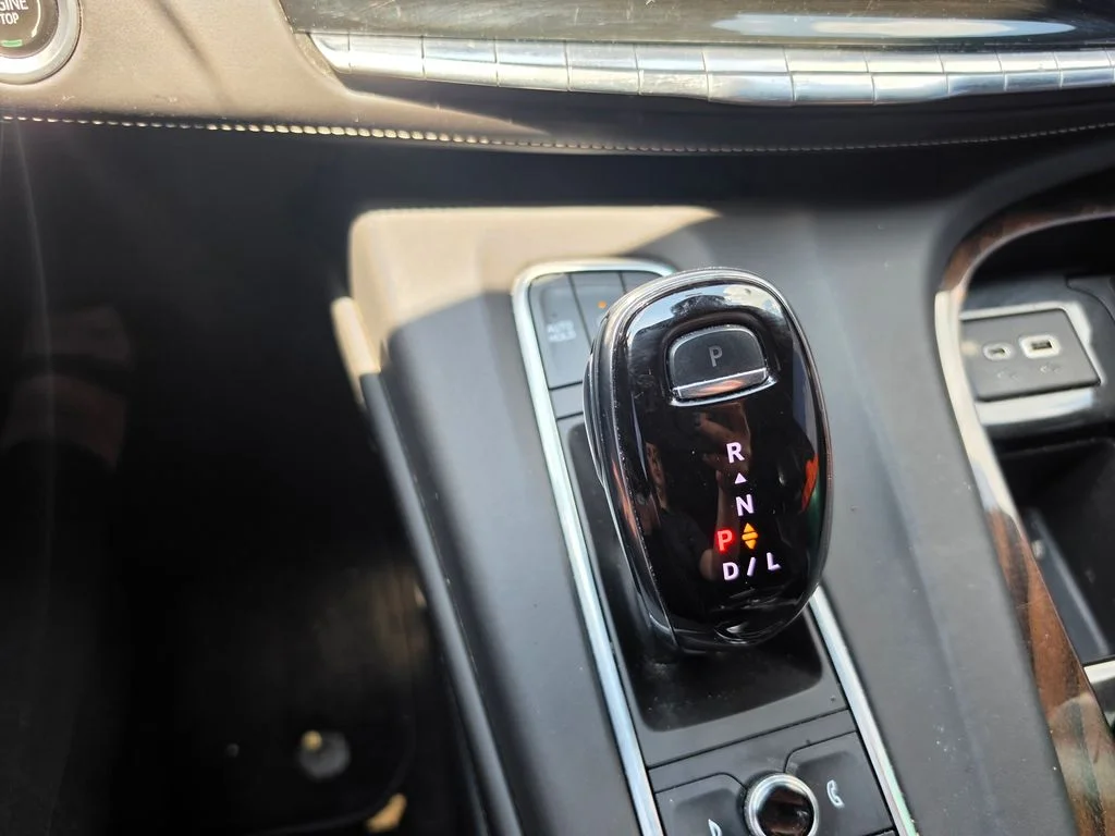 Used 2022 Black Cadillac Sport Platinum image 18