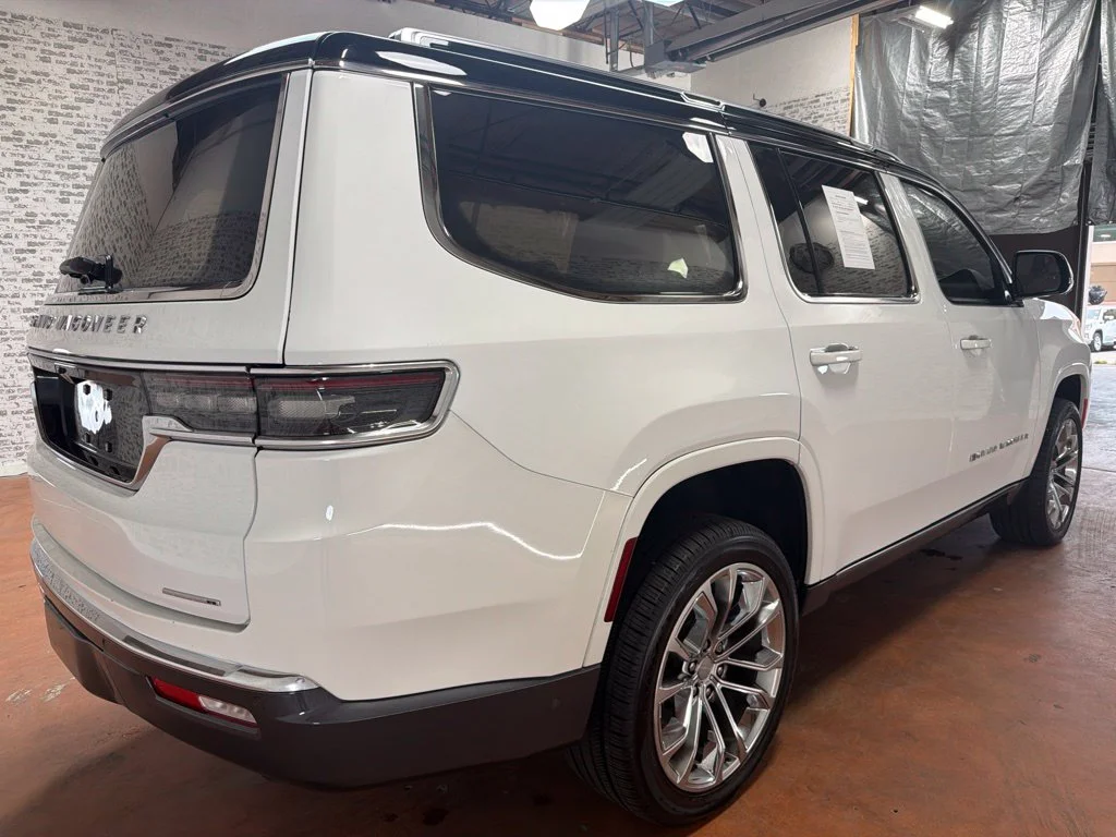 Used 2022 Bright White Clearcoat Jeep Series II image 7