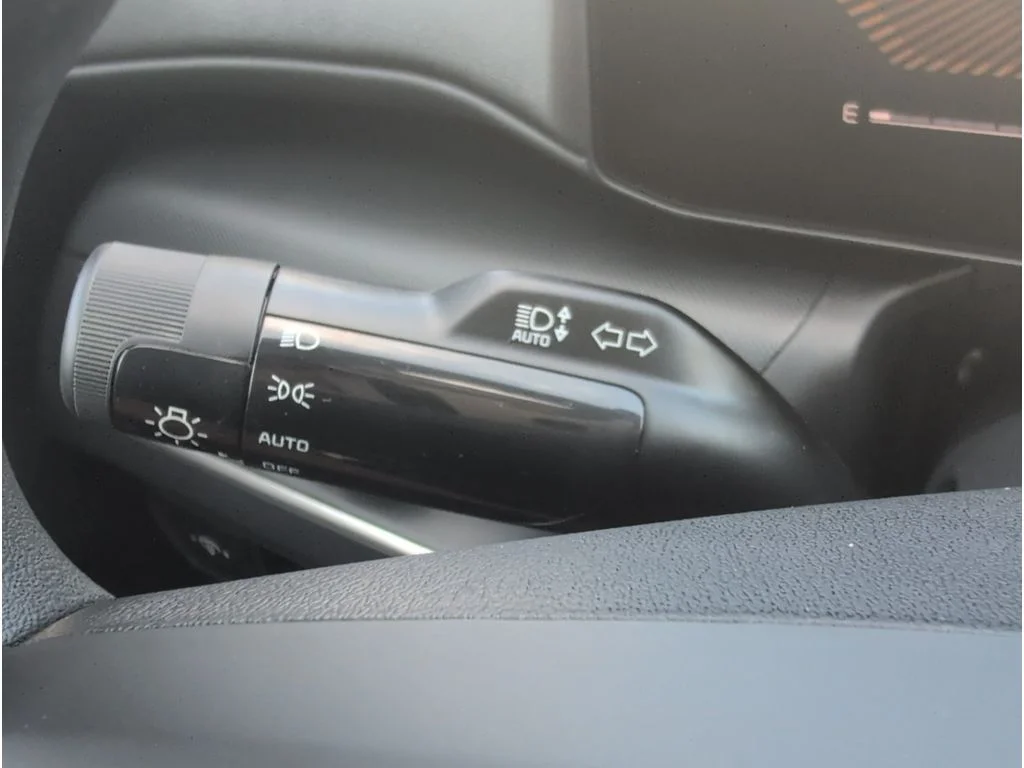 New 2026 BLACK Kia LXS FWD image 26