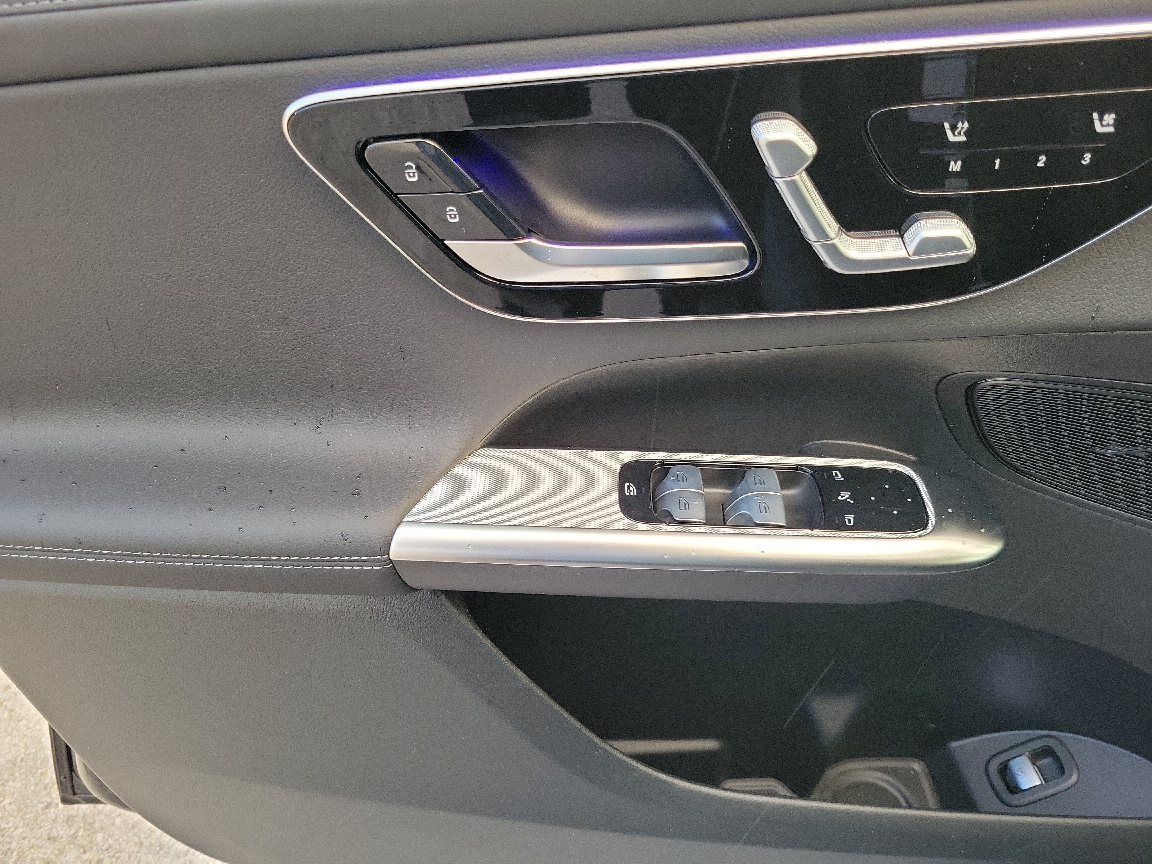 New 2026 Black Mercedes-Benz GLC 300 image 48
