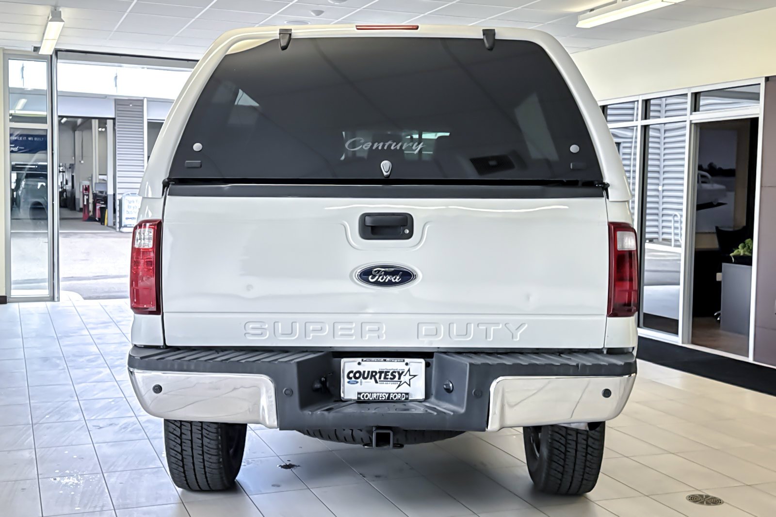 Used 2016 Oxford White Ford XLT image 5