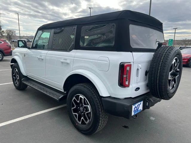 2025 Ford Bronco 4-Door Outer Banks - Photo 6