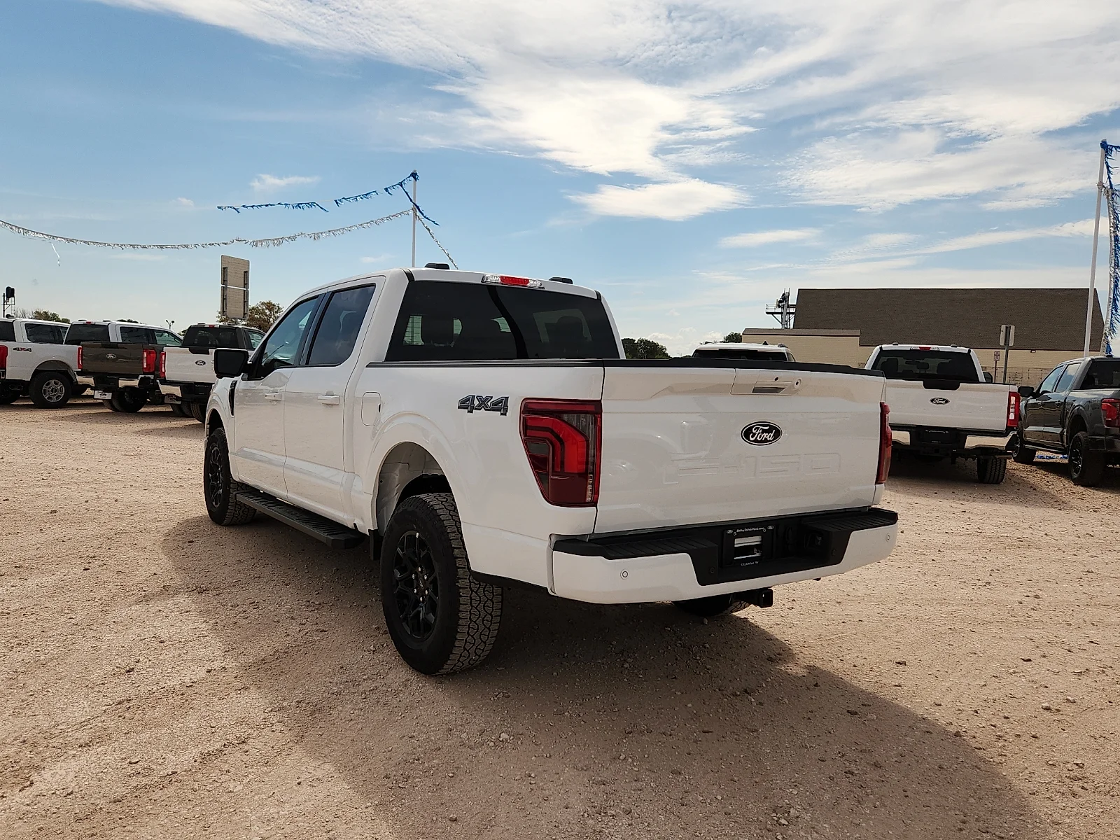 New 2026 Oxford White Ford Lariat image 5