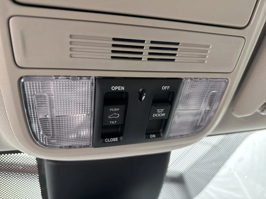 New 2026 Modern Steel Metallic Honda EX-L image 23