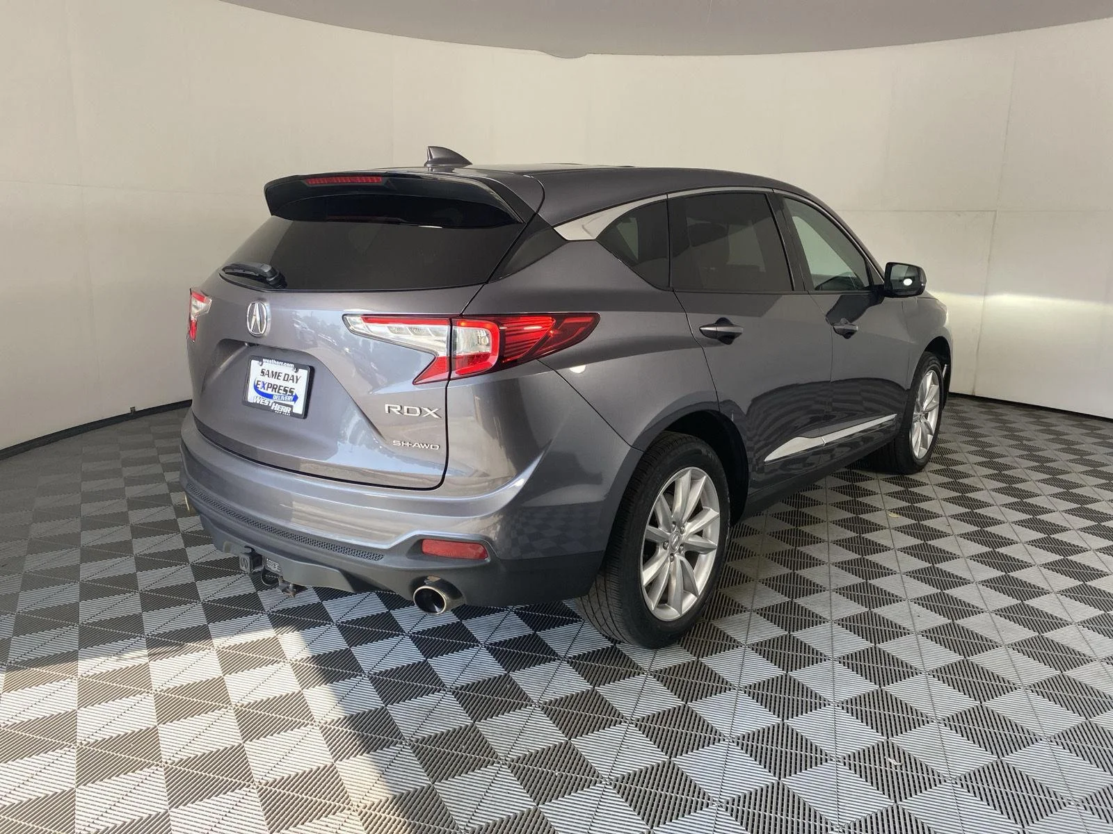 Used 2019 Modern Steel Metallic Acura SH-AWD image 9
