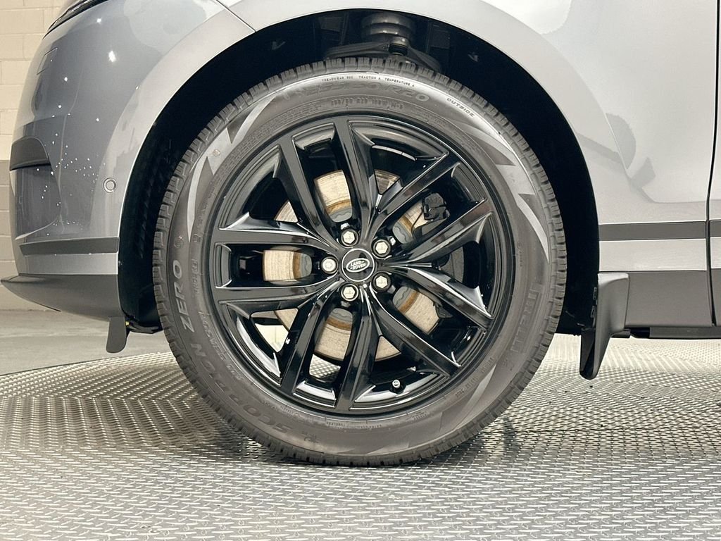 New 2026 Zadar Grey Prem Met Land Rover S image 5