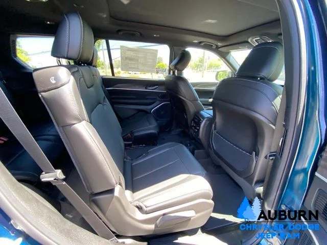 New 2026 Fathom Blue Pearlcoat Jeep Limited image 20