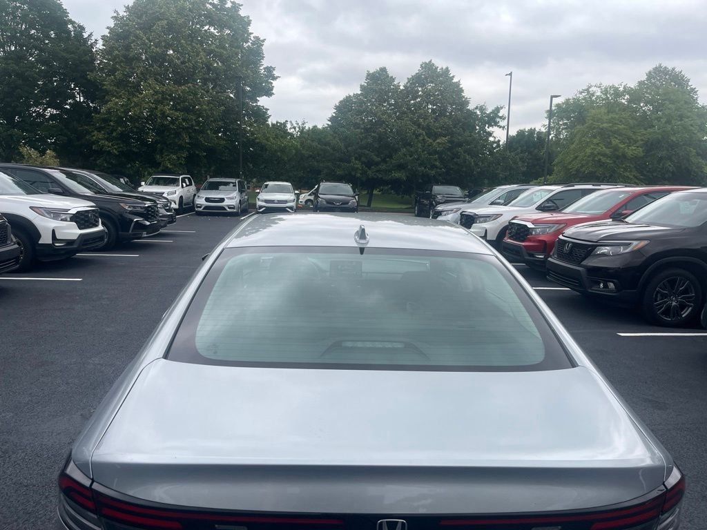 Certified Used 2024 Solar Silver Metallic Honda EX image 6