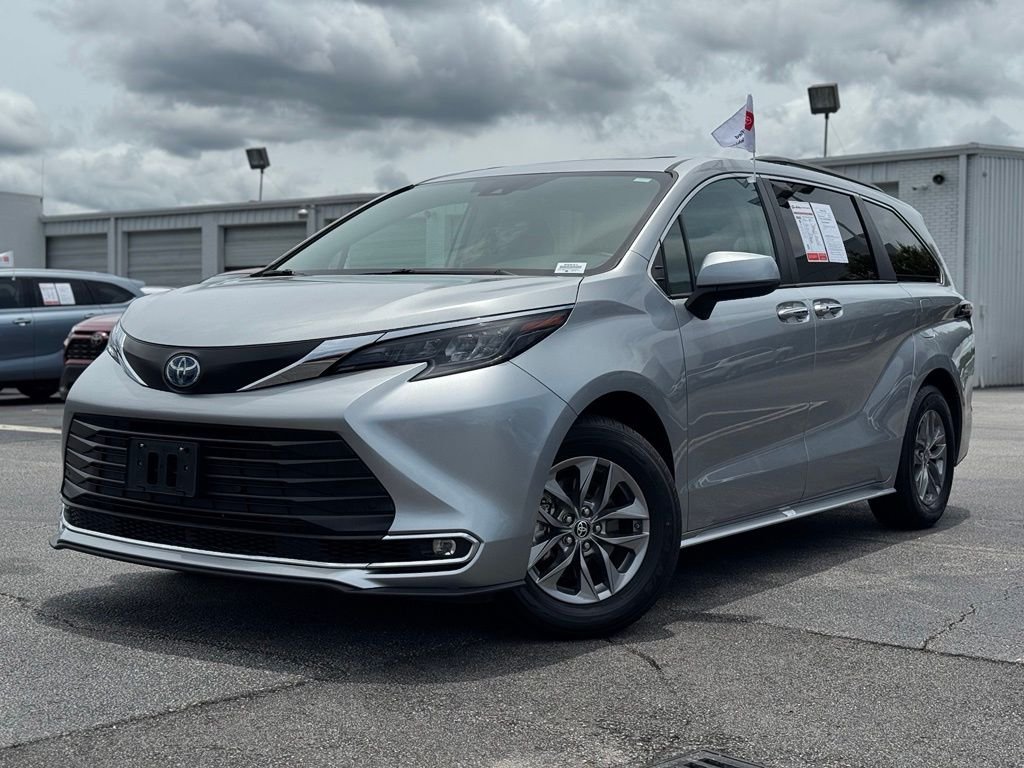 Used 2024 Silver Toyota XLE image 6