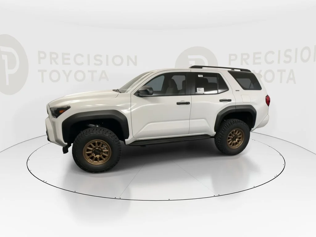 New 2026 Ice Cap Toyota SR5 image 10