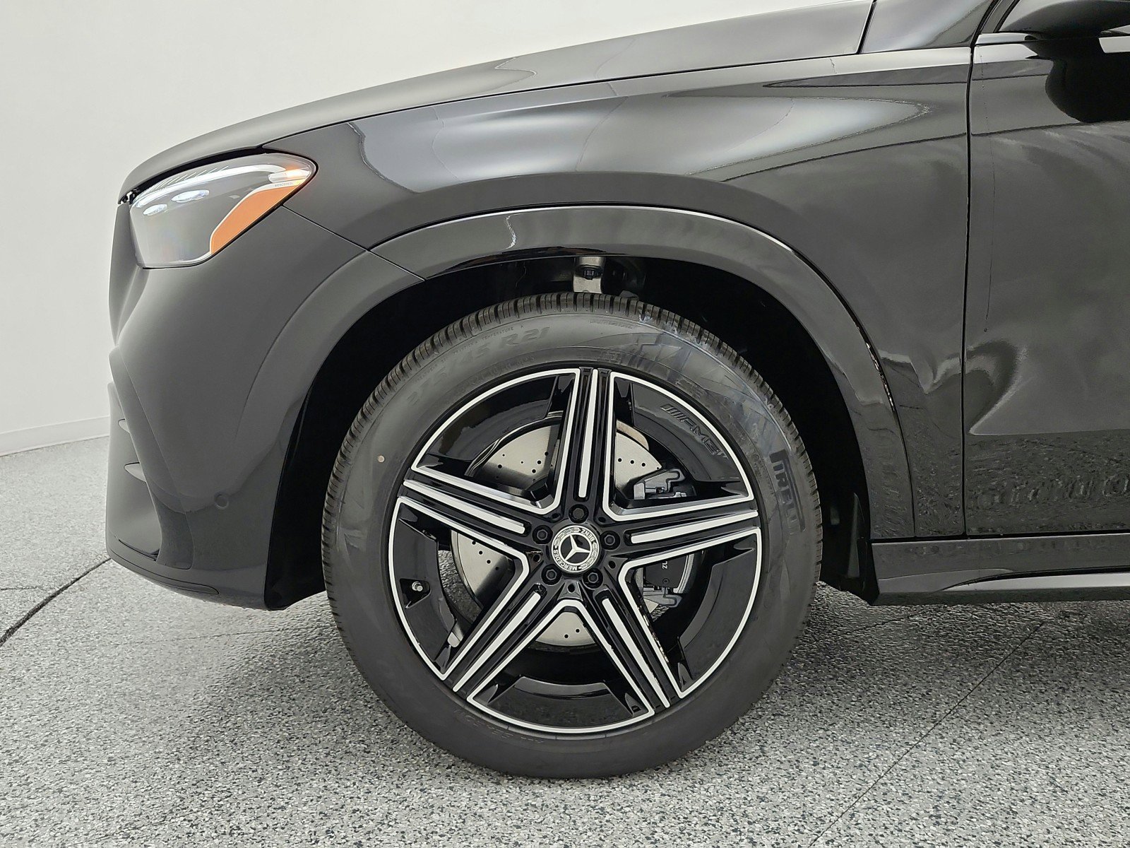 New 2026 Obsidian Black Metallic Mercedes-Benz GLE 580 4MATIC® SUV image 43