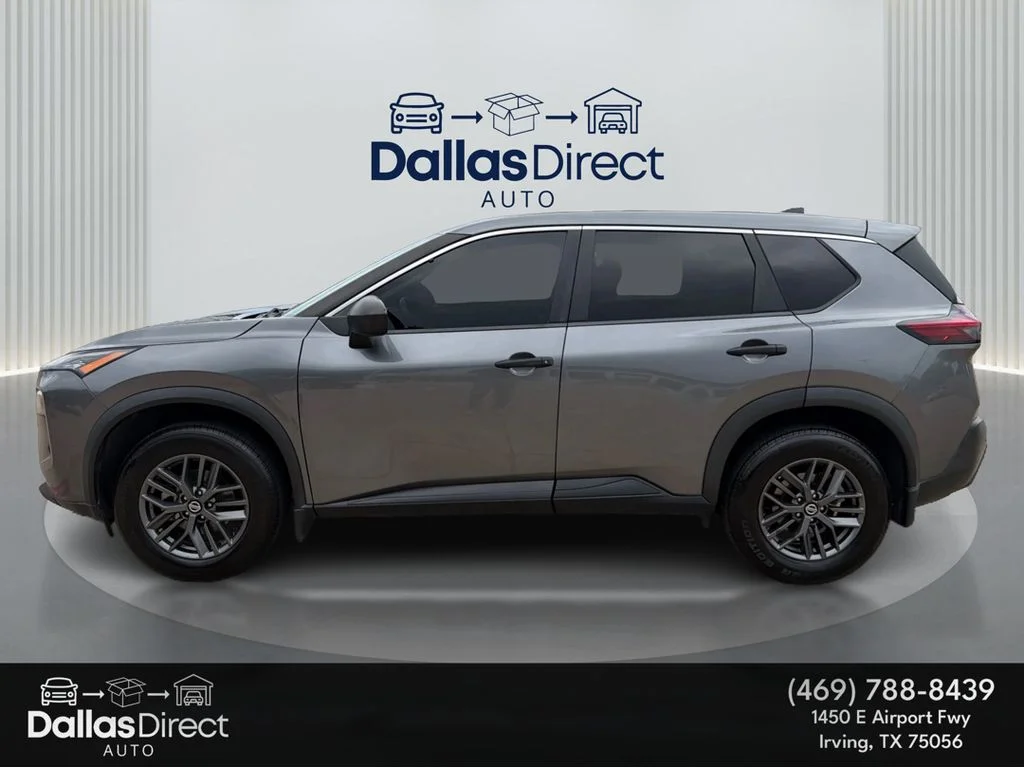Used 2021 Gun Metallic Nissan S image 9