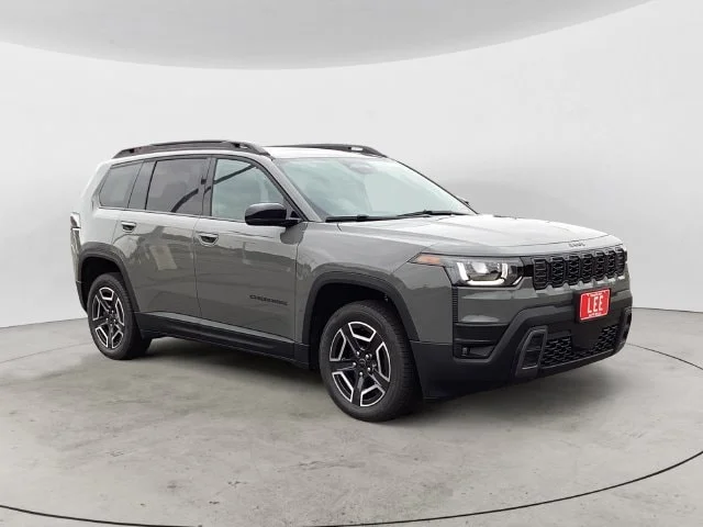 New 2026 Gray Clearcoat Jeep LIMITED 4X4 image 7